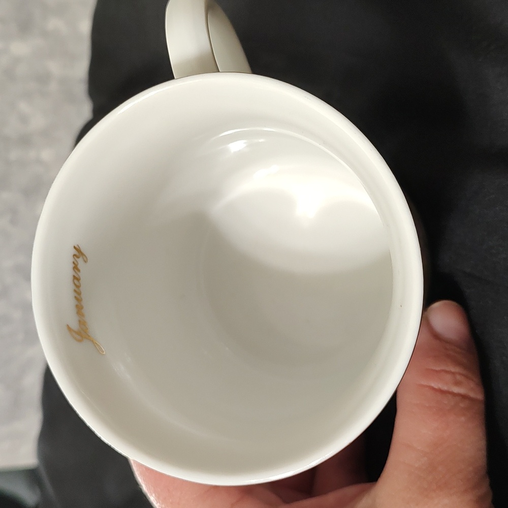 January Porcelain Collectors Cup - Picture 3 of 4